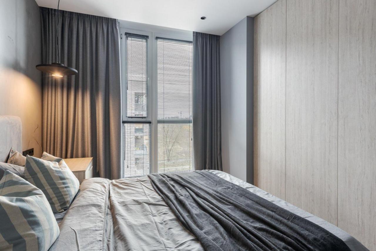 Avalon Time Apartment Lviv Bagian luar foto