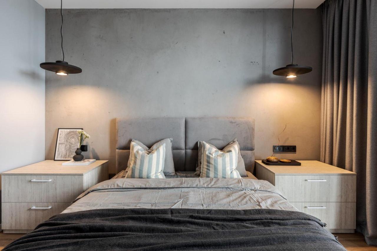 Avalon Time Apartment Lviv Bagian luar foto