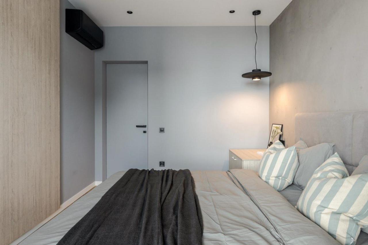 Avalon Time Apartment Lviv Bagian luar foto