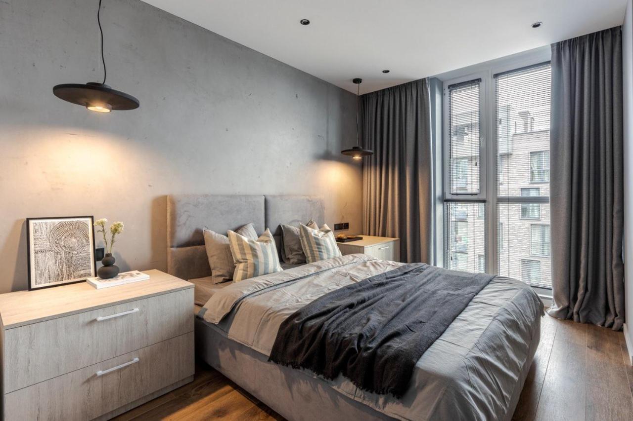Avalon Time Apartment Lviv Bagian luar foto