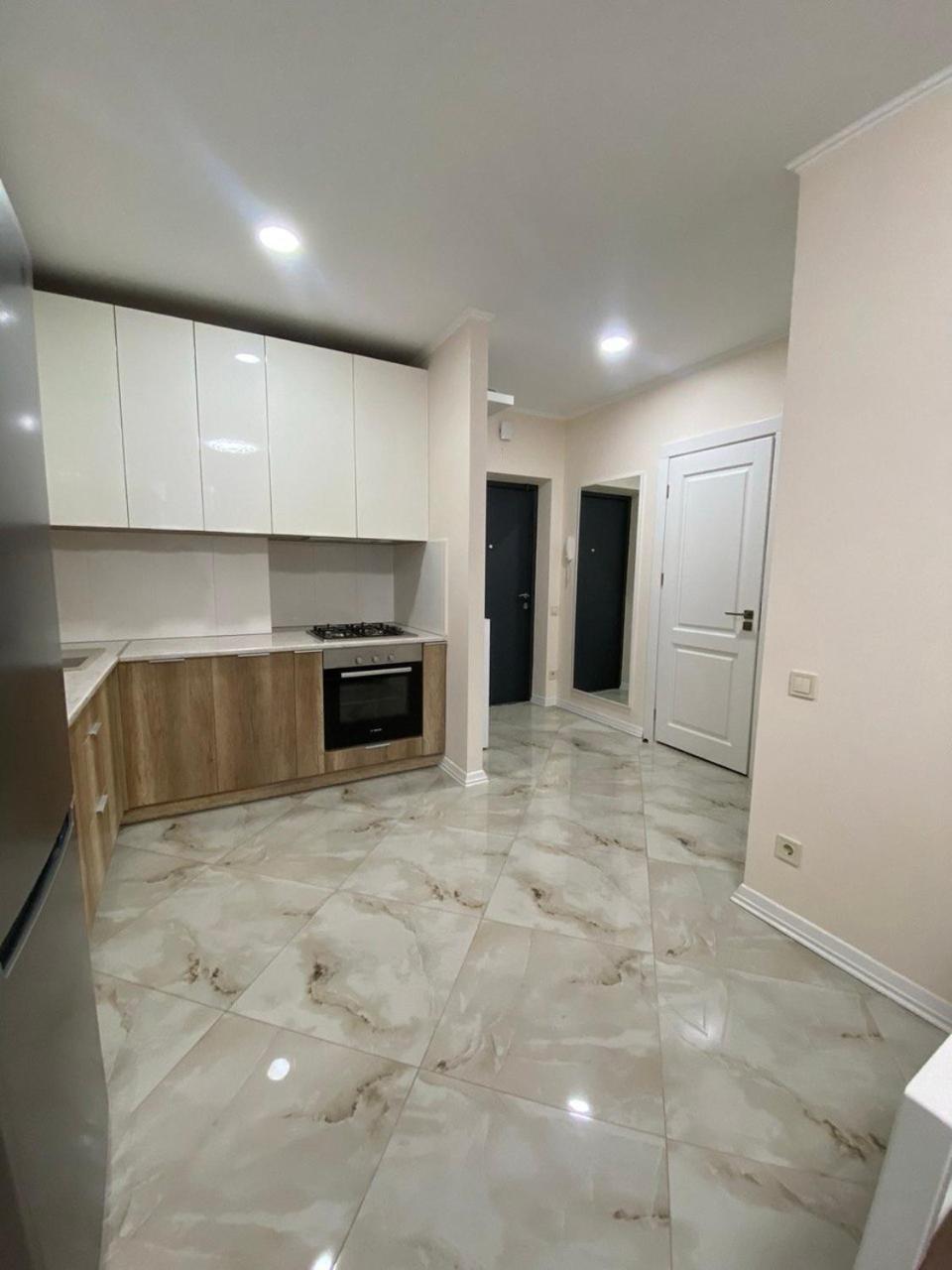 Avalon Time Apartment Lviv Bagian luar foto