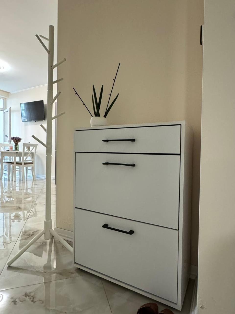 Avalon Time Apartment Lviv Bagian luar foto