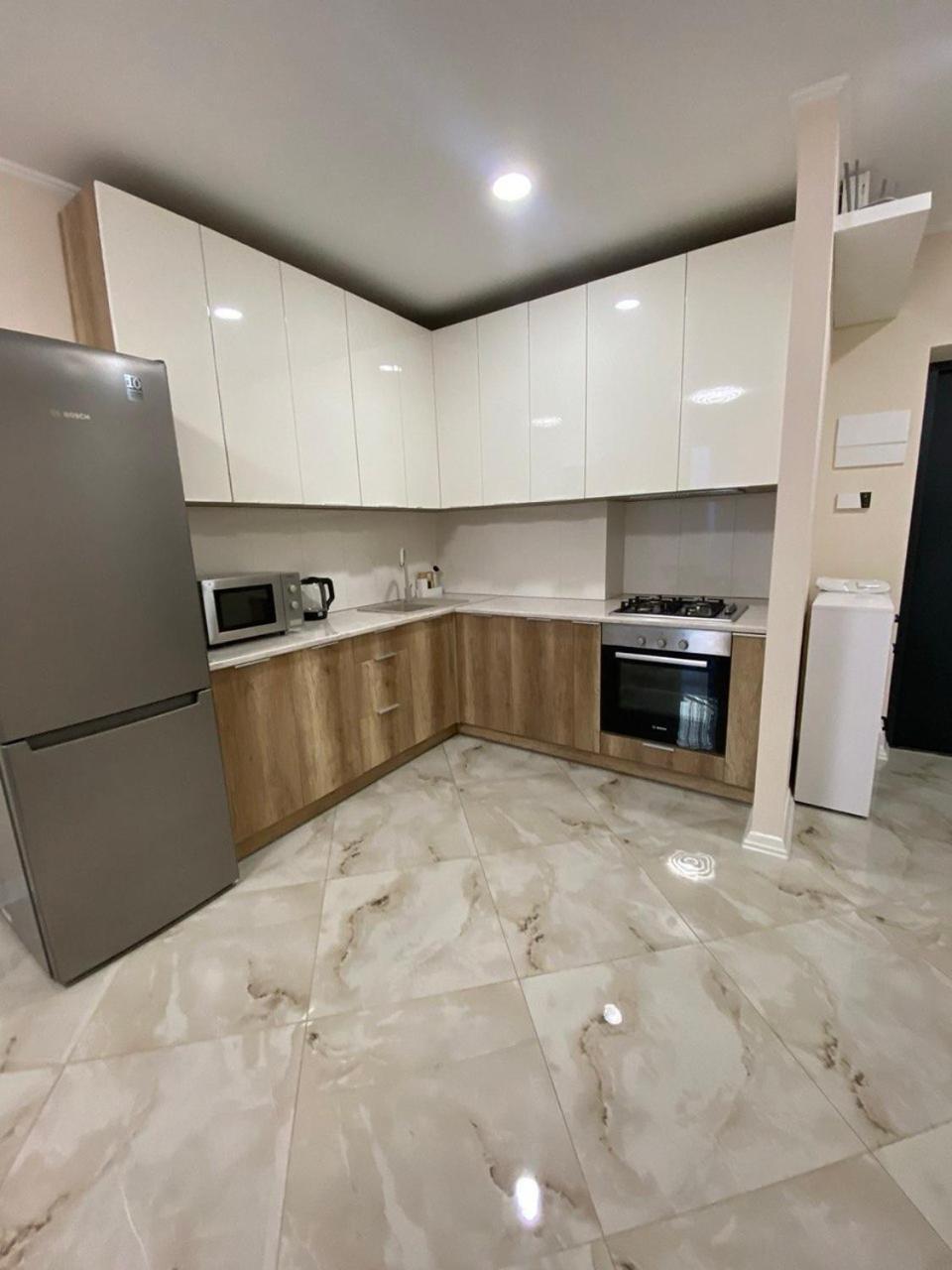 Avalon Time Apartment Lviv Bagian luar foto