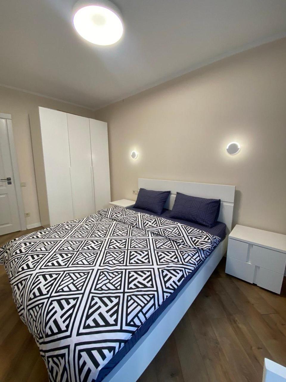 Avalon Time Apartment Lviv Bagian luar foto