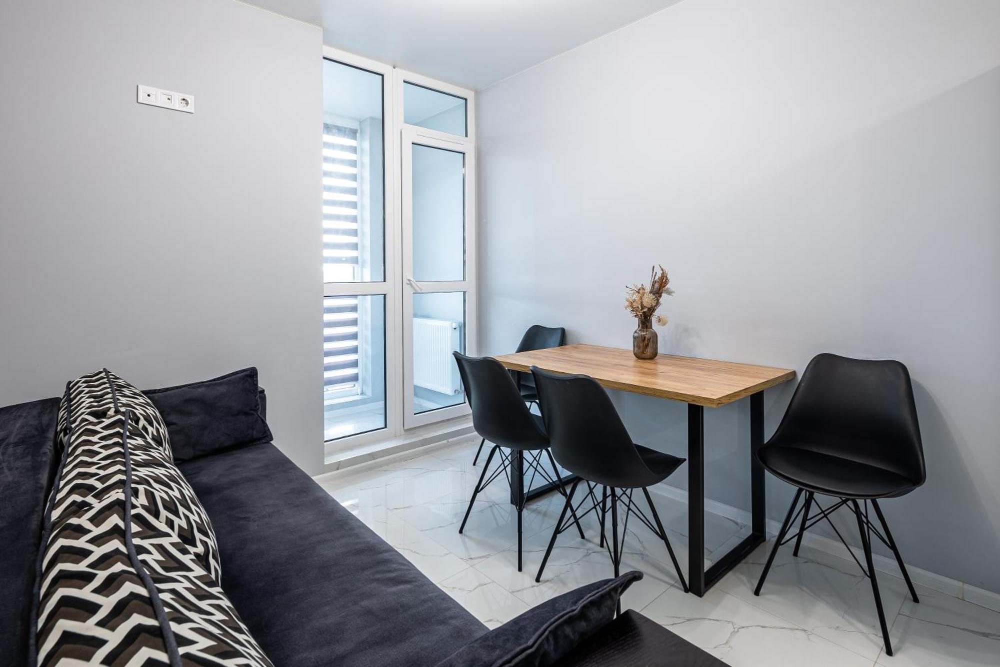 Avalon Time Apartment Lviv Bagian luar foto