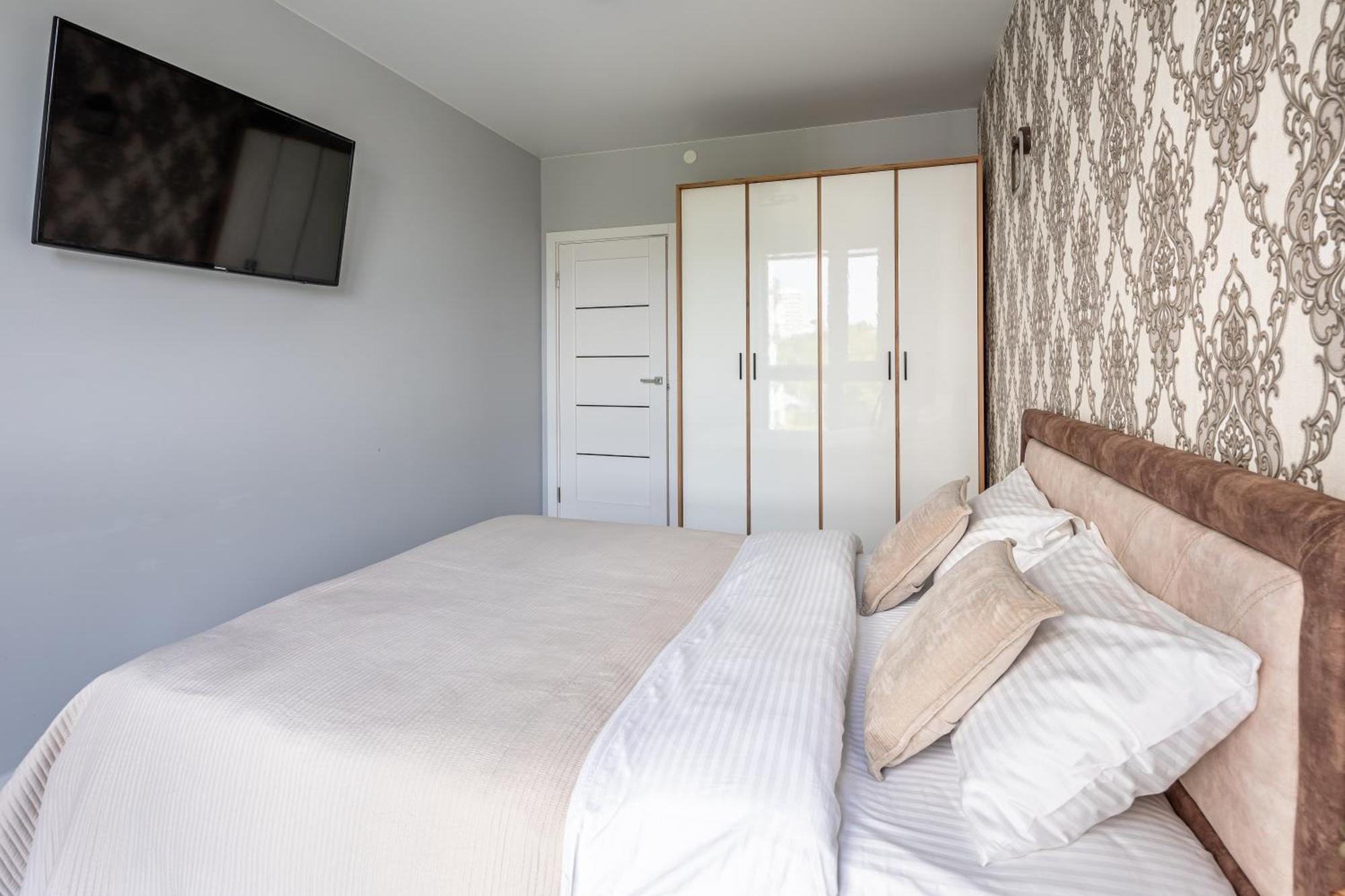 Avalon Time Apartment Lviv Bagian luar foto